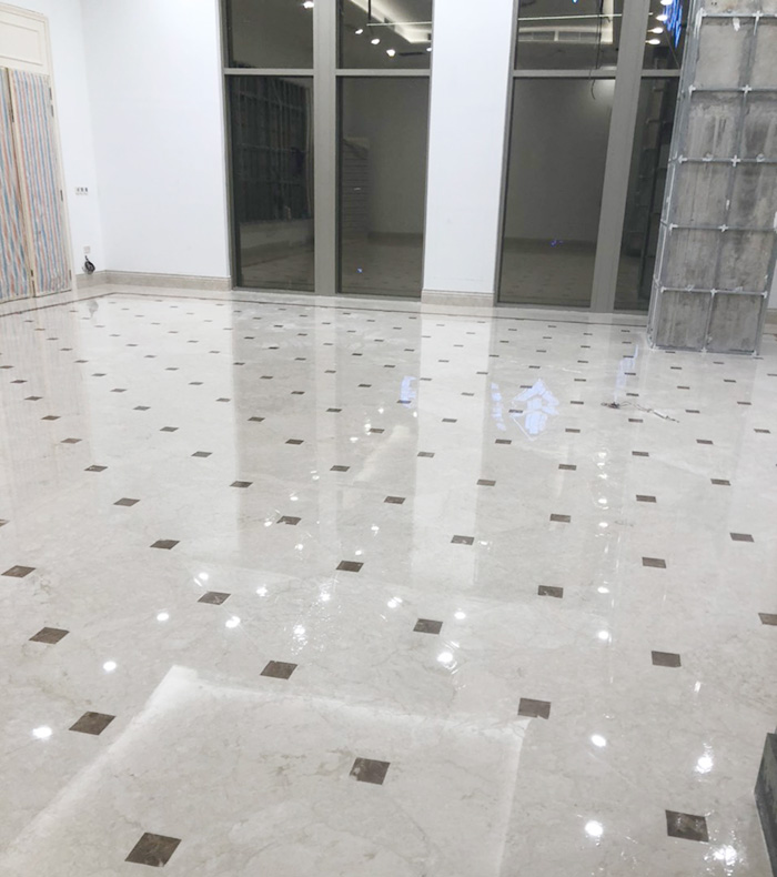 Công trình thi công đánh bóng sàn đá cho tòa chung cư tại Hà Nội.