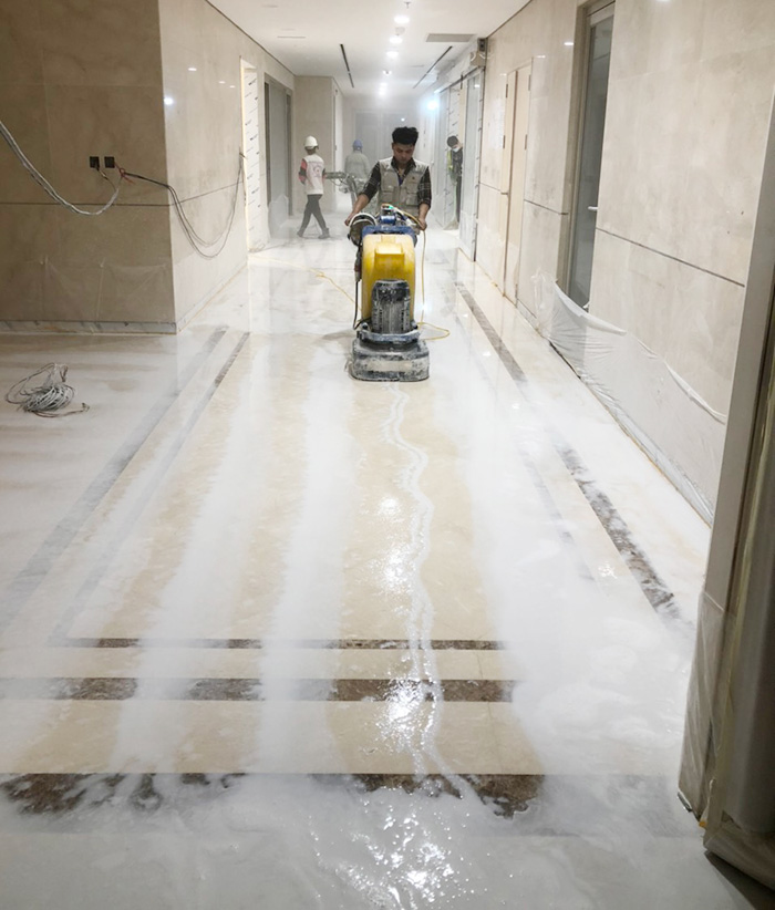 Công trình thi công đánh bóng sàn đá cho tòa chung cư tại Hà Nội.