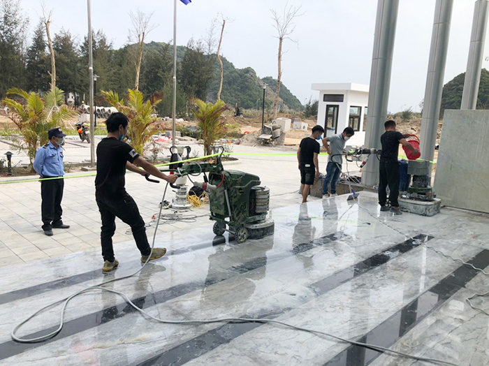 Thi công đánh bóng sàn đá tòa nhà văn phòng của công ty Compal tại Vĩnh Phúc