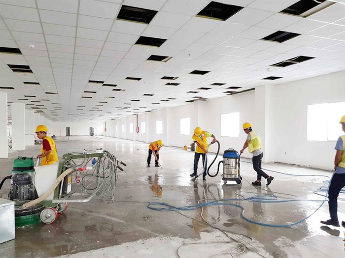 Có nên thuê dịch vụ vệ sinh công nghiệp sau xây dựng không?