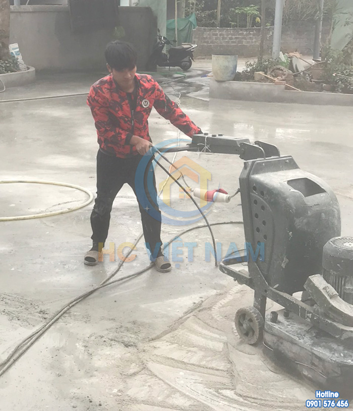 Đánh bóng sàn bê tông cho gia đình anh Minh tại Lương Sơn, Hòa Bình