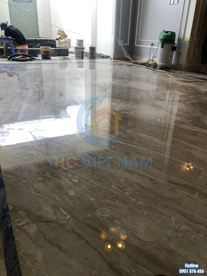 Đánh bóng sàn đá tự nhiên cho biệt thự gia đình anh Lâm tại thành phố Bắc Ninh