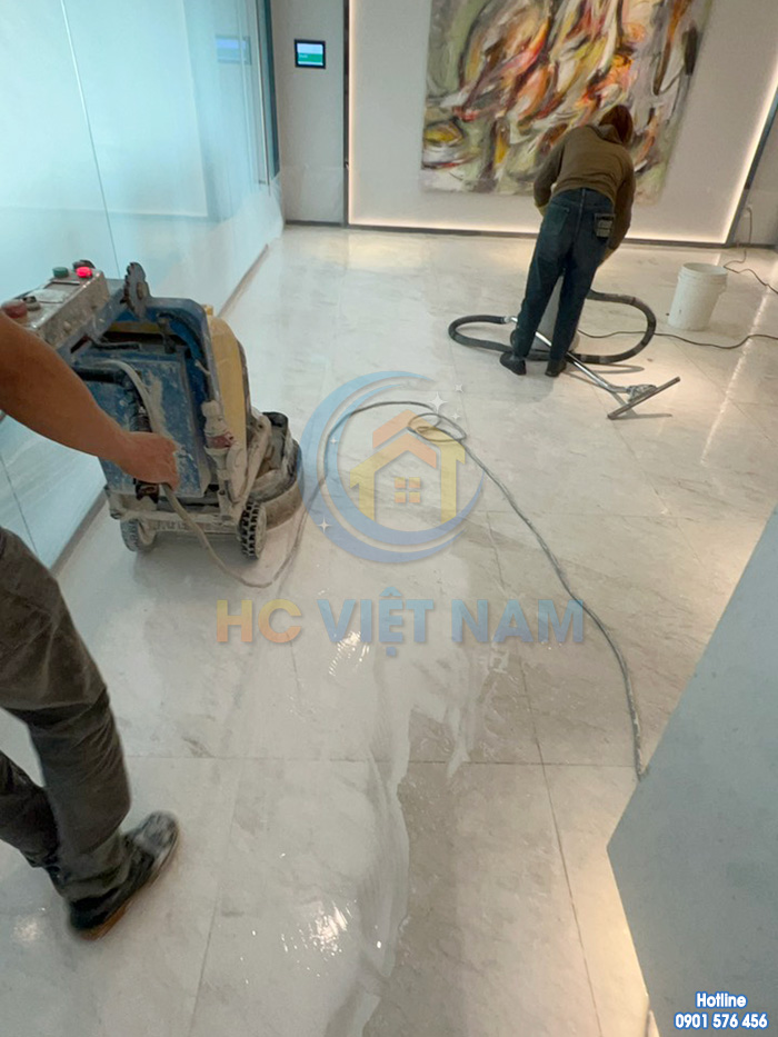 Công trình mài phục hồi sàn đá tự nhiên tại Lotte Liễu Giai, Hà Nội